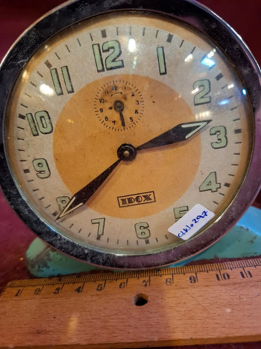Vintage mechanical Israeli clock [CLK10297]