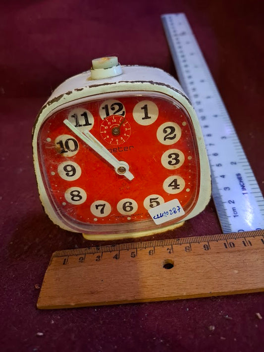Vintage mechanical clock [CLK10287]
