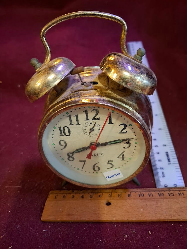 Vintage mechanical clock [CLK10301]