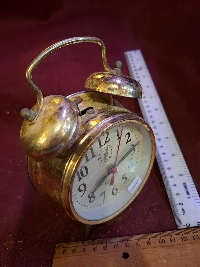 Vintage mechanical clock [CLK10301]