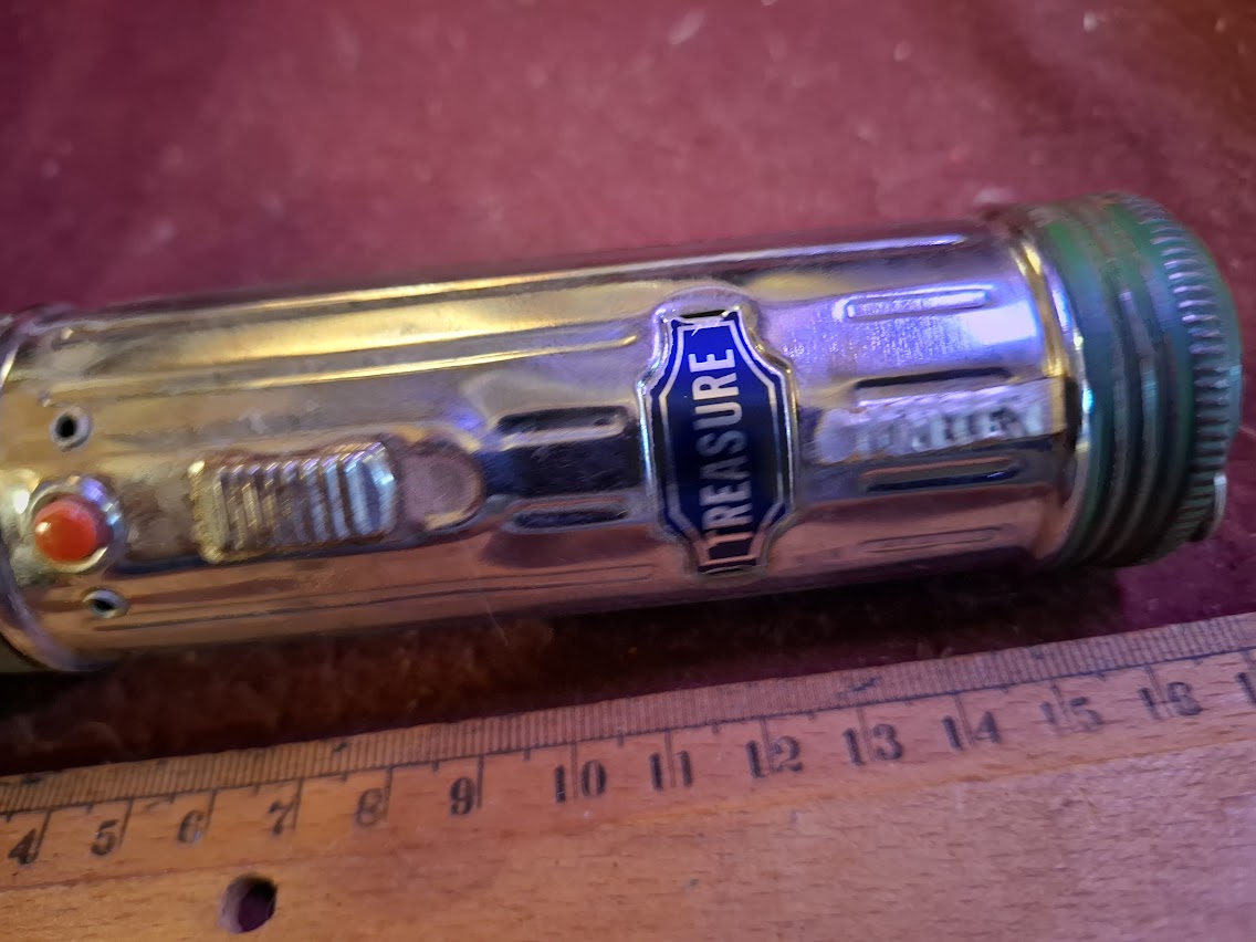 Vintage Flashlight [INS10527]