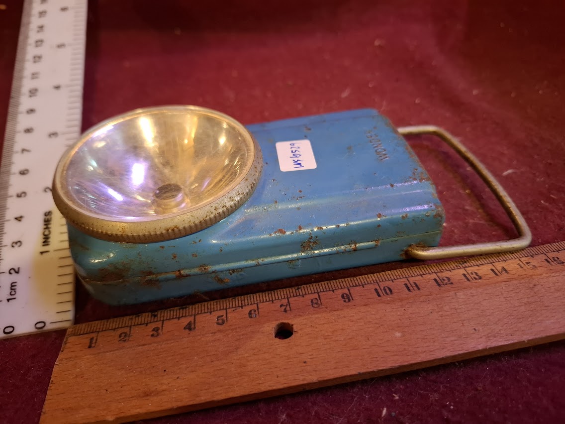 Vintage Flashlight [INS10529]