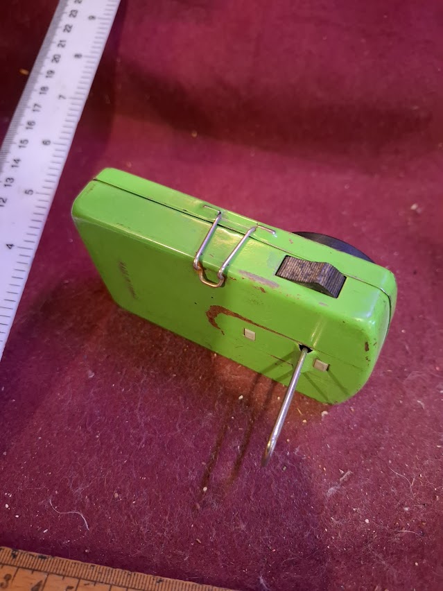 Vintage Flashlight [INS10546]
