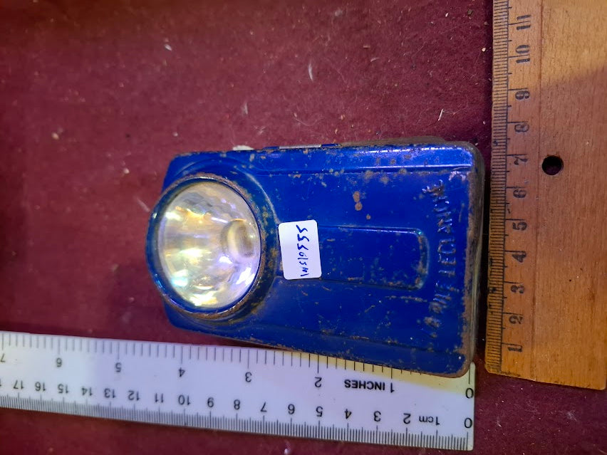 Vintage Flashlight [INS10555]