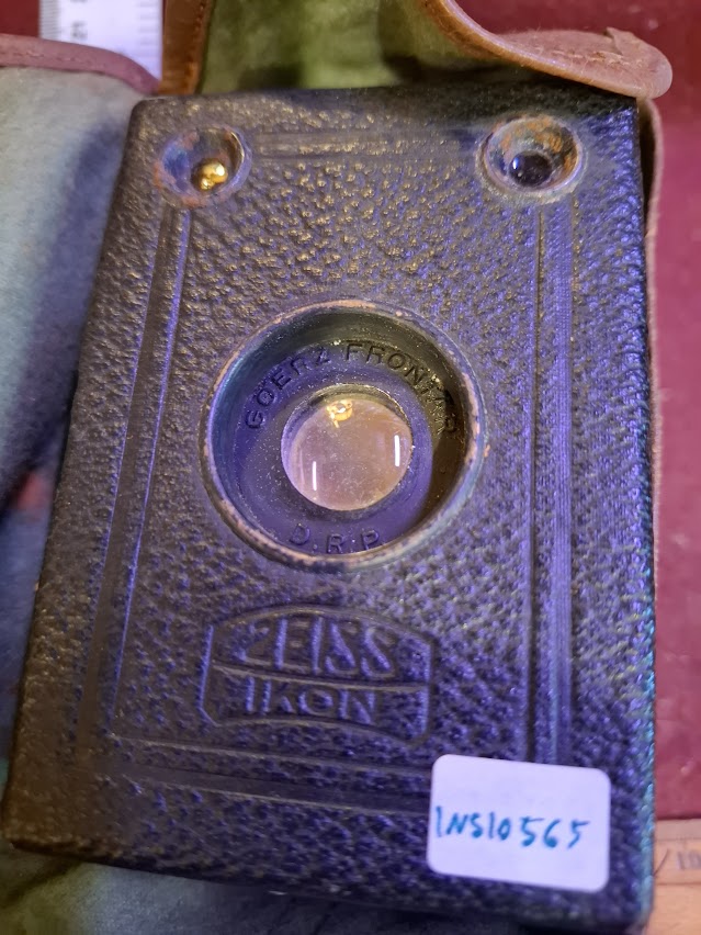 Antique camera - Zeiss Ikon [INS10565]