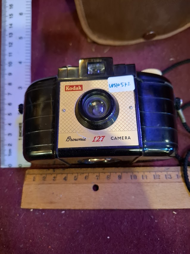 Antique camera - Kodak Brownie 127 [INS10572]