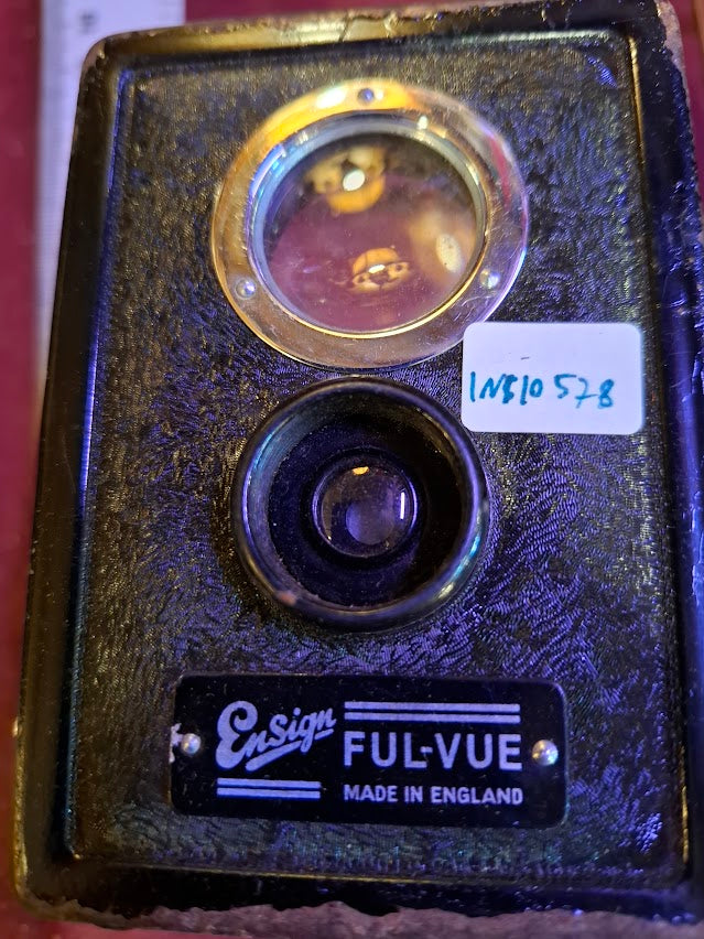 Antique camera - FUL-VUE [INS10578]