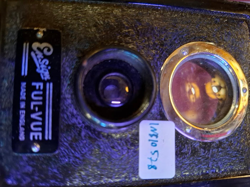 Antique camera - FUL-VUE [INS10578]