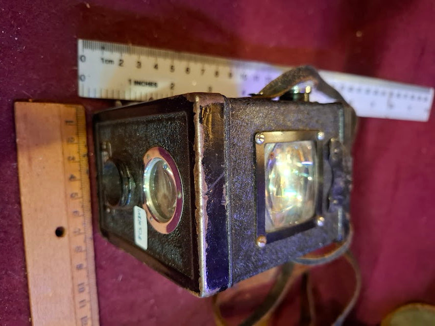 Antique camera - FUL-VUE [INS10578]