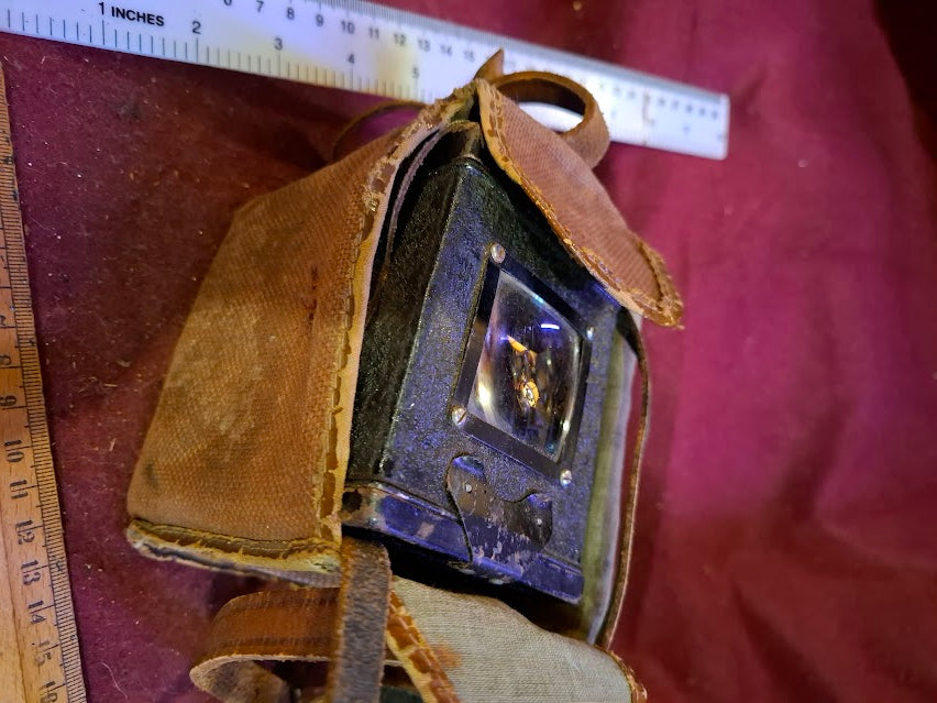 Antique camera - FUL-VUE [INS10578]