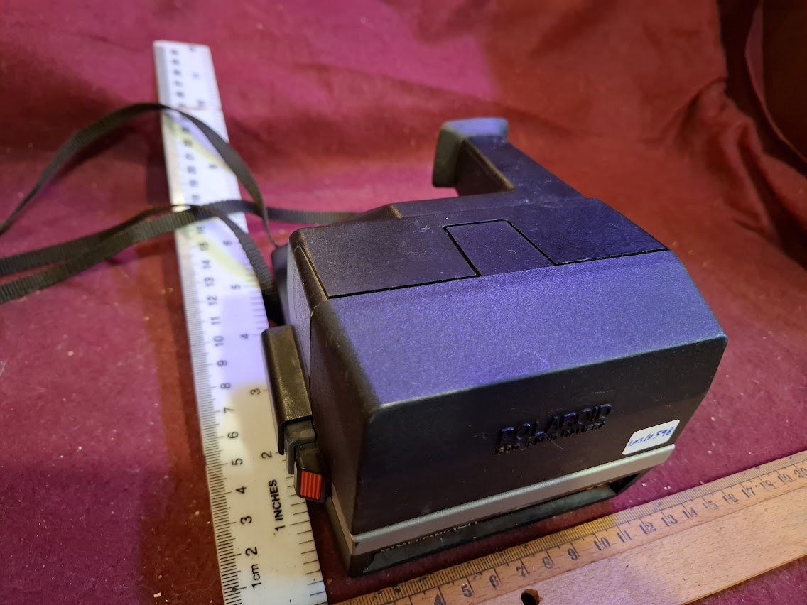Vintage Polaroid Camera [INS10598]