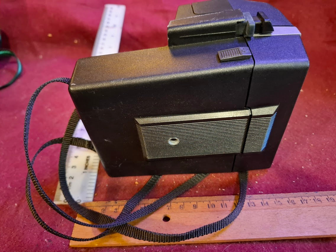 Vintage Polaroid Camera [INS10598]