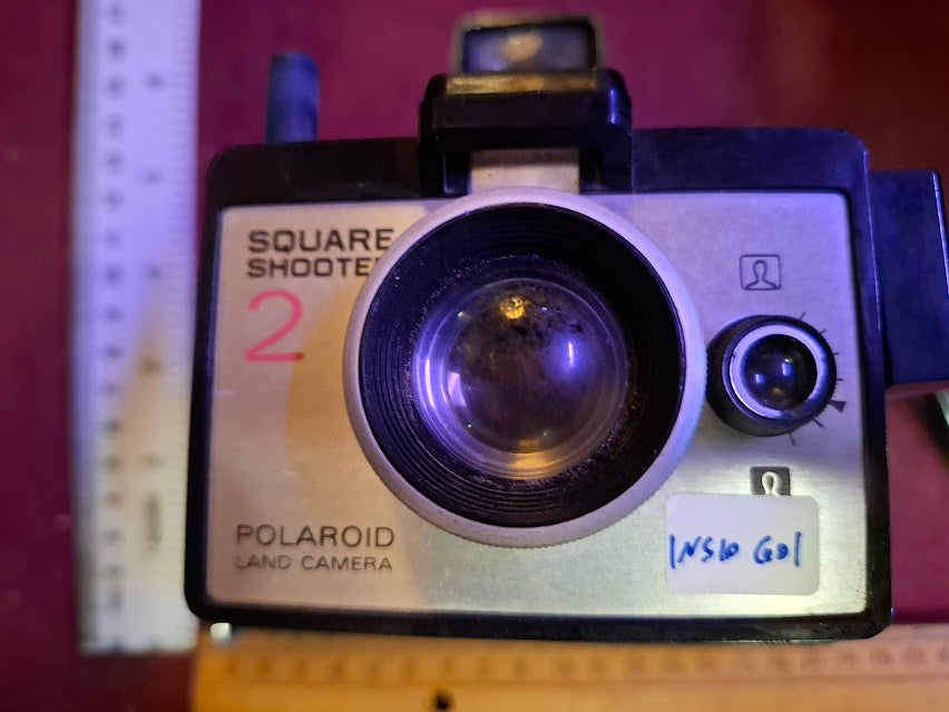Vintage Polaroid Camera [INS10601]