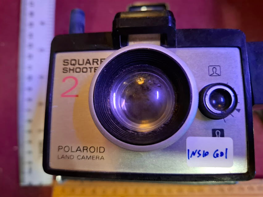 Vintage Polaroid Camera [INS10601]