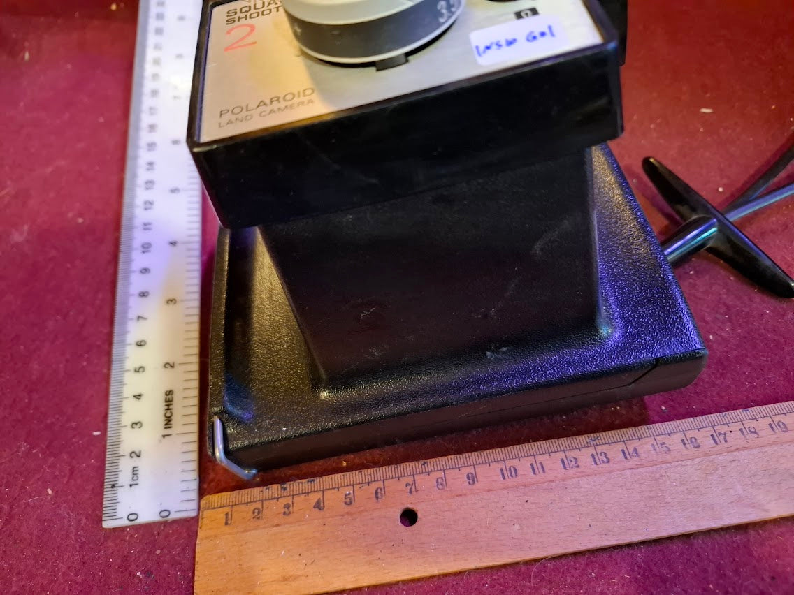 Vintage Polaroid Camera [INS10601]