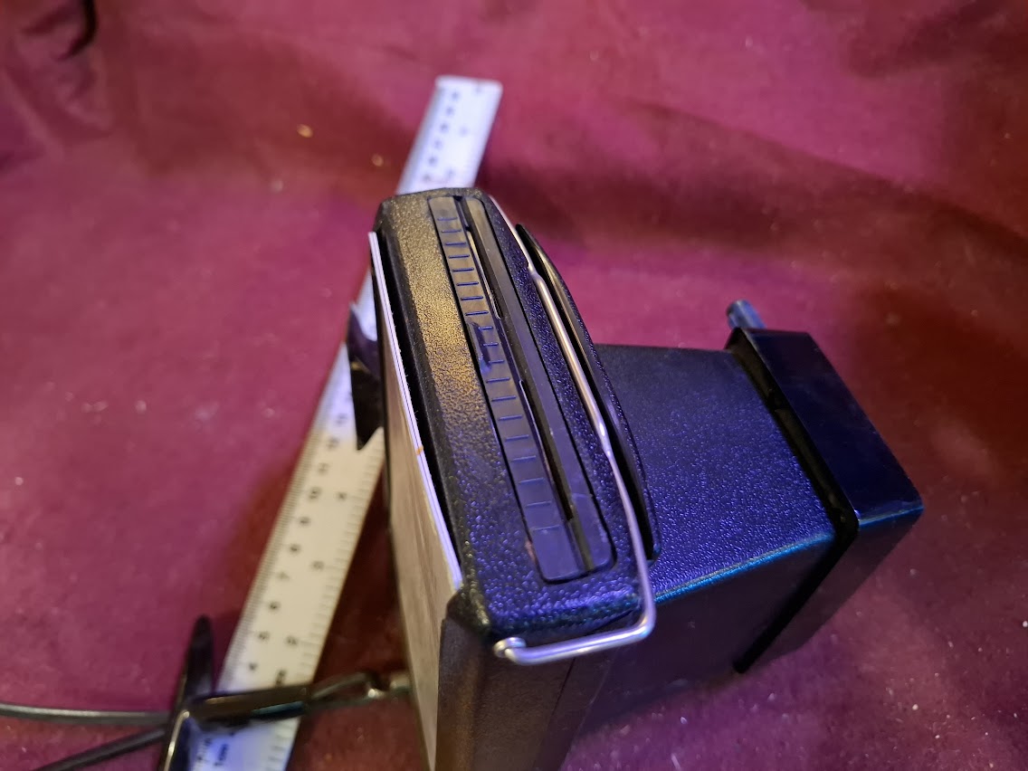 Vintage Polaroid Camera [INS10601]