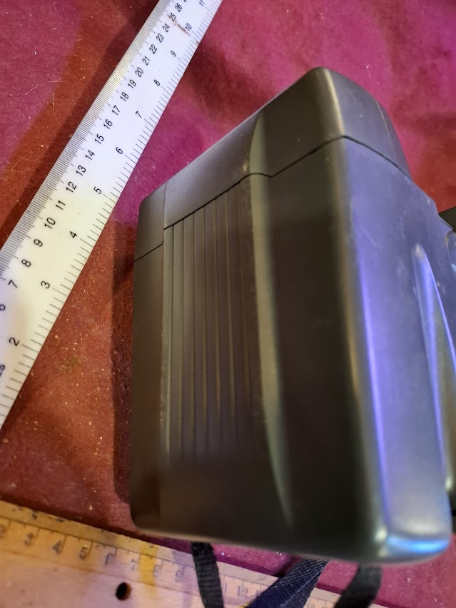 Vintage Polaroid Camera [INS10609]