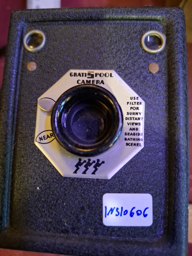 Antique camera - Grati5Pool [INS10606]