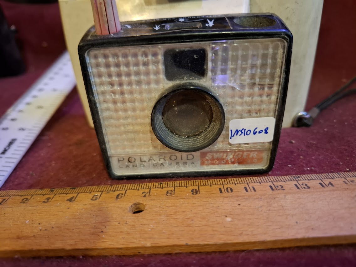 Vintage Polaroid Camera [INS10608]