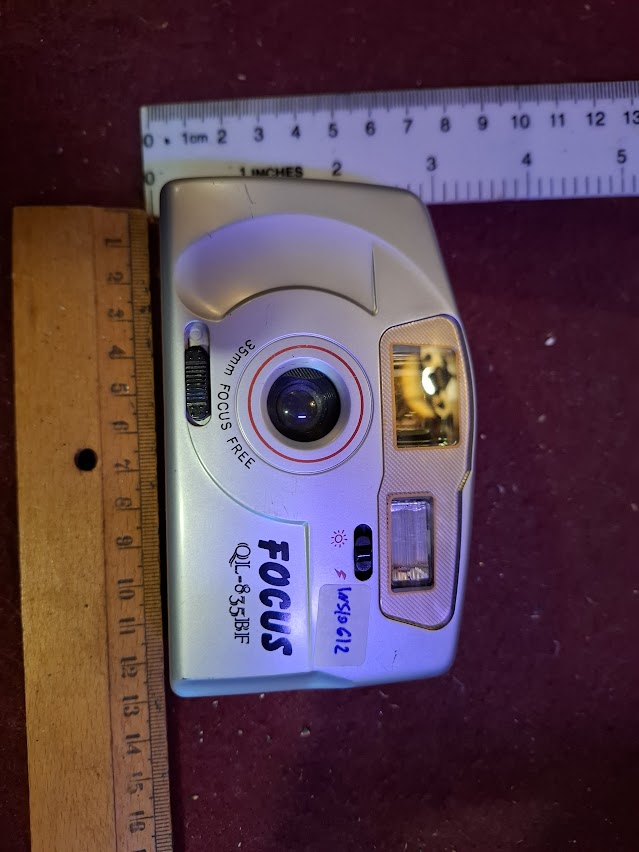Vintage camera - Focus QL-835BF [INS10612]