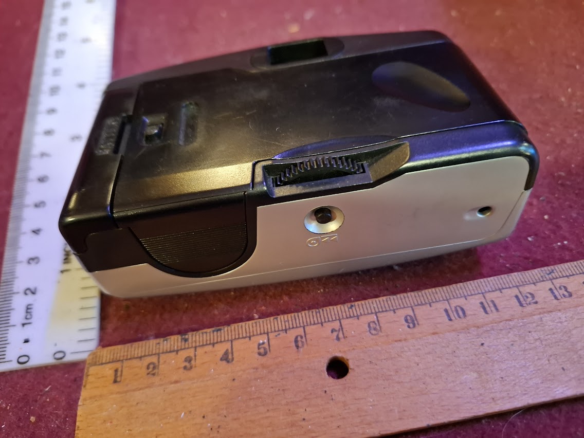 Vintage camera - Focus QL-835BF [INS10612]