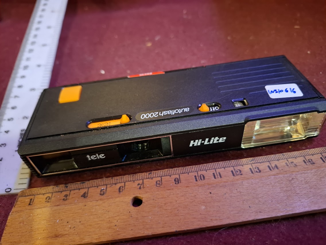 Vintage pocket camera - Hi-Lite [INS10616]