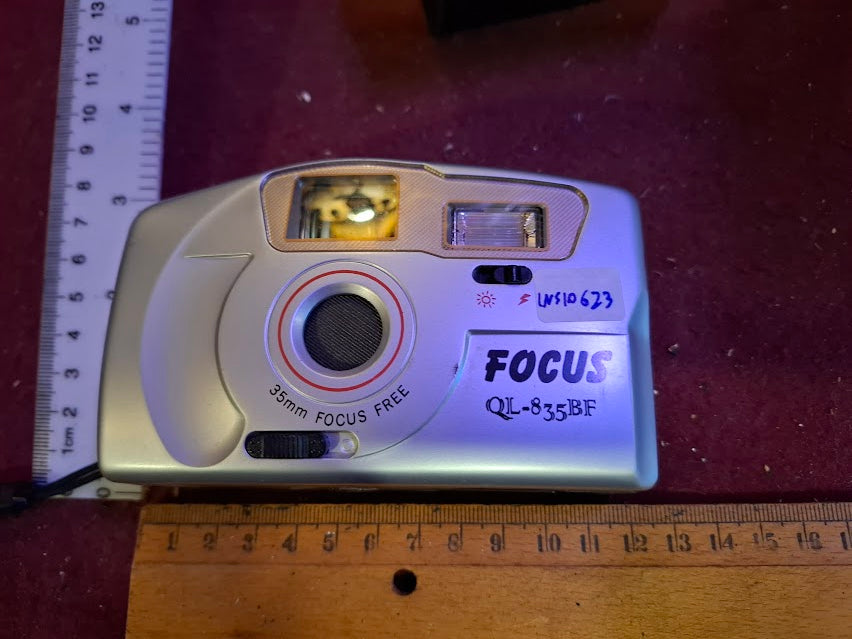 Vintage camera - Focus QL-835BF [INS10623]
