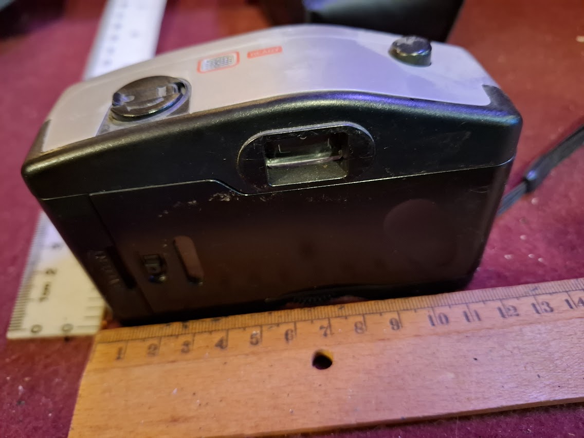 Vintage camera - Focus QL-835BF [INS10623]