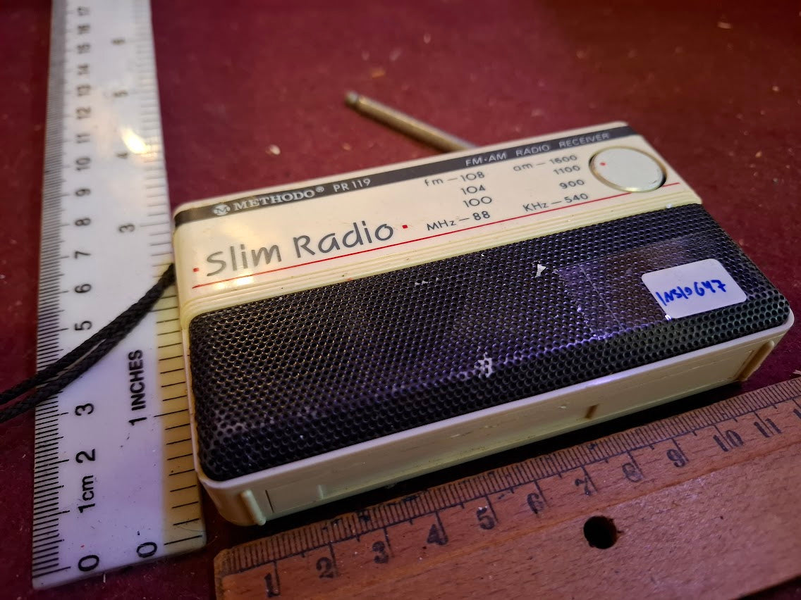 Vintage transistor - Audiosonic Slim Radio [INS10647]