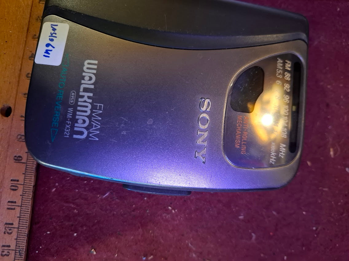 Vintage cassette walkman  - Sony [INS10641]