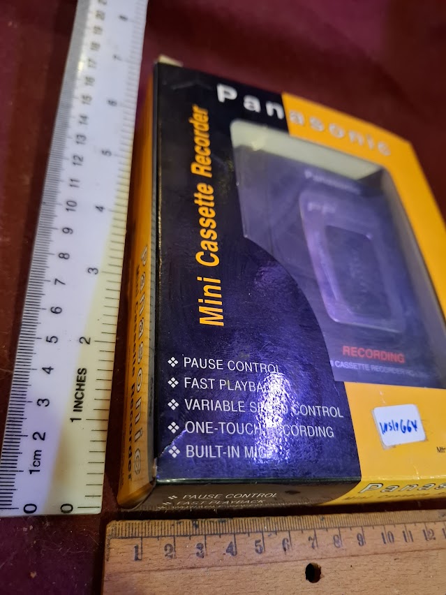 Vintage walkman - Panasonic [INS10664]