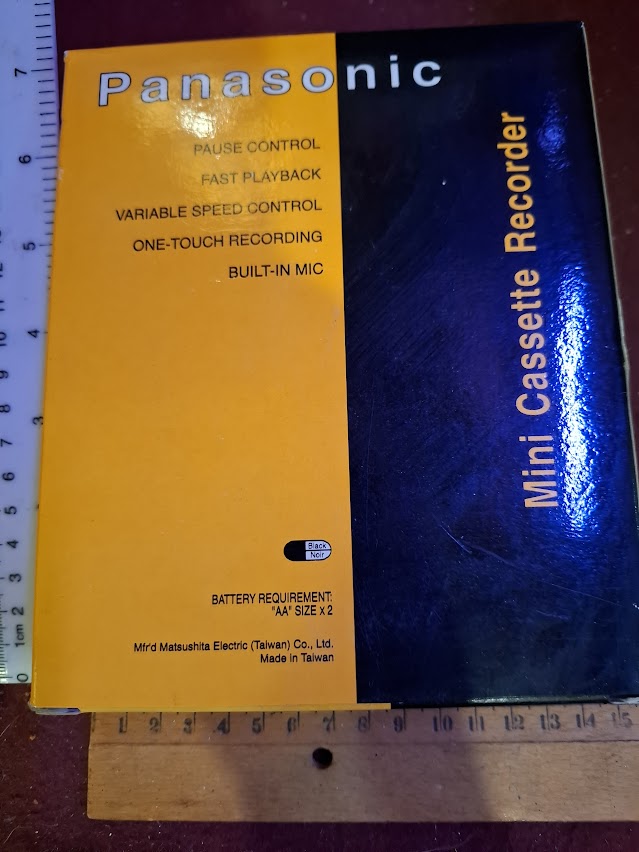 Vintage walkman - Panasonic [INS10664]