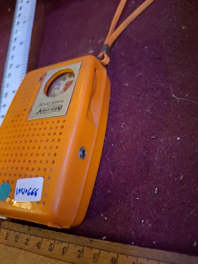 Vintage transistor - Magicsound {INS10666]