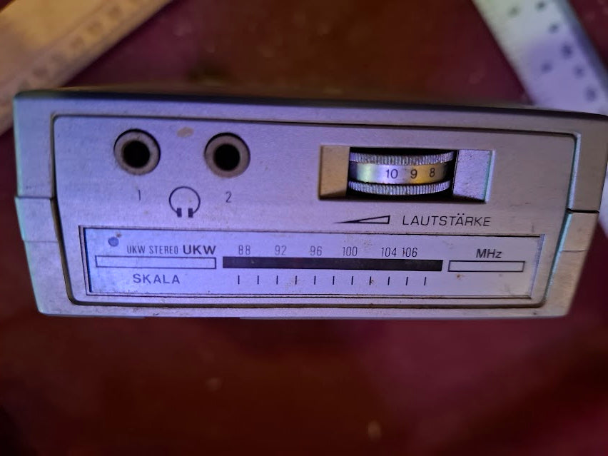 Vintage walkman - Orion [INS10649]