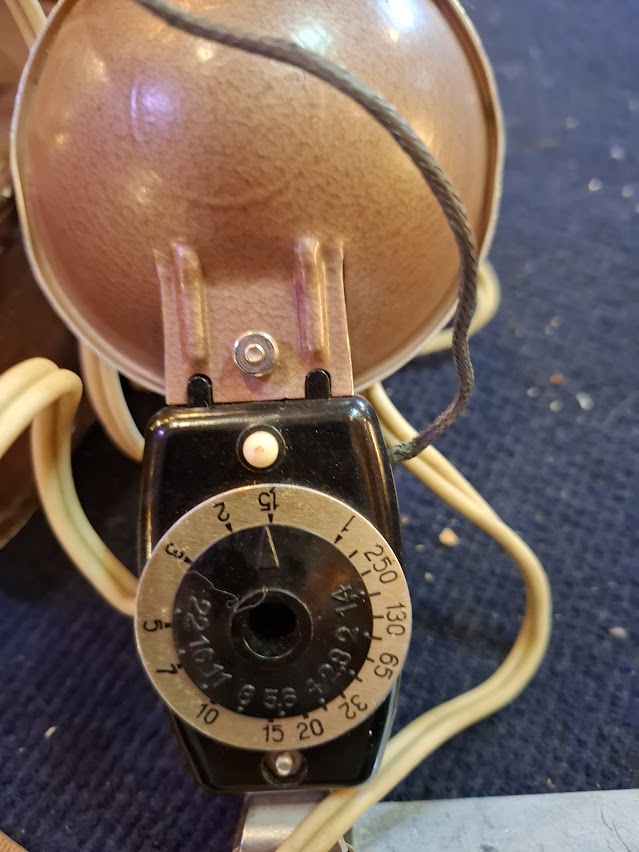 Antique electric photo flash Chayka - Rare [INS10669]