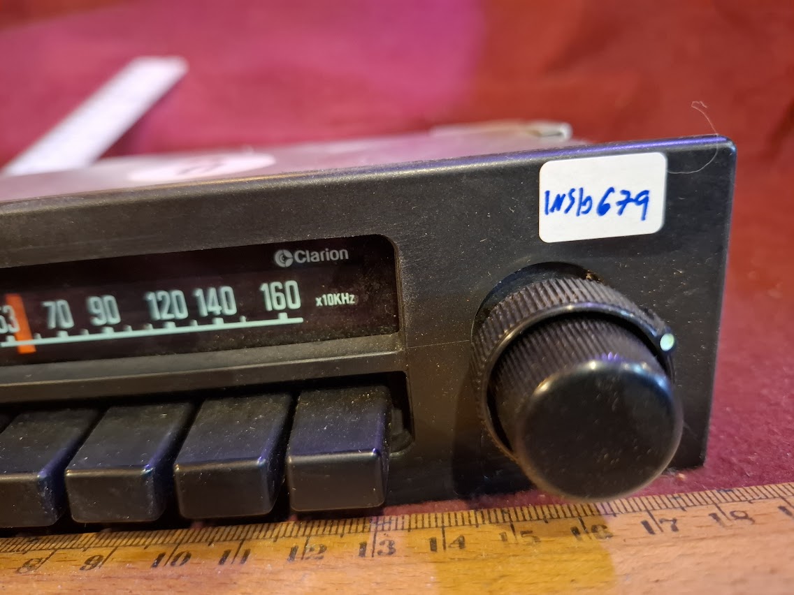 Vintage car radio - Clarion [INS10679]