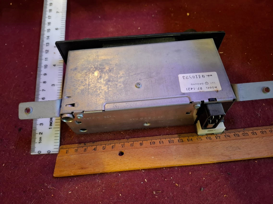 Vintage car radio - Clarion [INS10679]