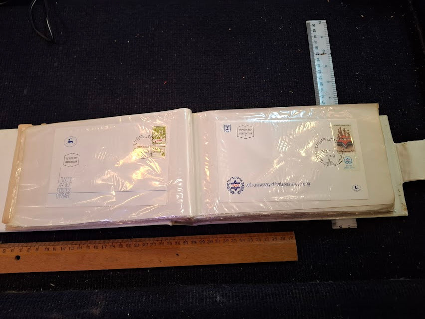 Israel FDC album - 1st day covers of postal stamps [BOK10356]