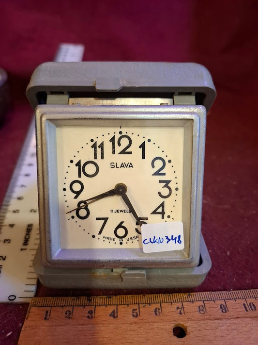 Vintage mechanical traveling clock [CLK10348]