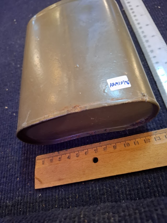 Old army water bottle [ARM10146]