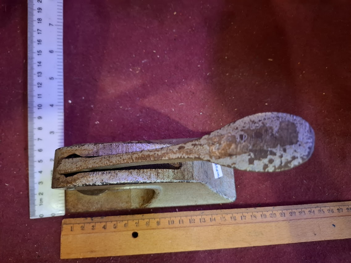 Antique heavy metal stamp punch - Rare [TOL10289]