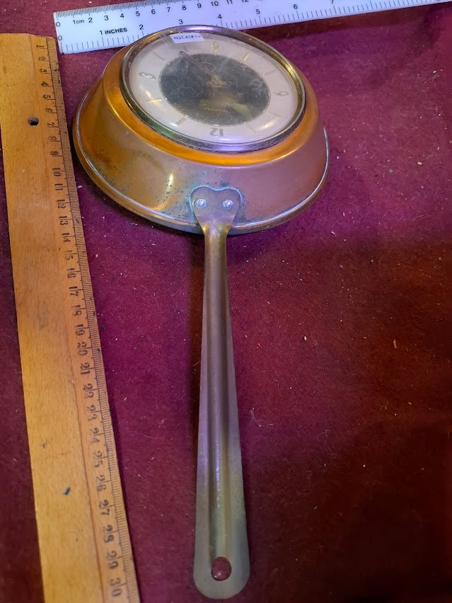Vintage hanging mechanical clock [CLK10354]