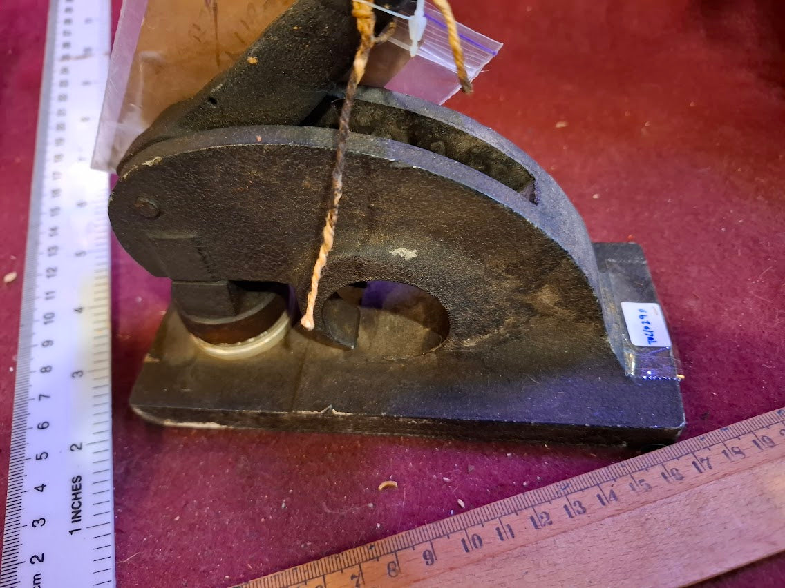 Antique heavy metal stamp punch  - Rare [TOL10290]