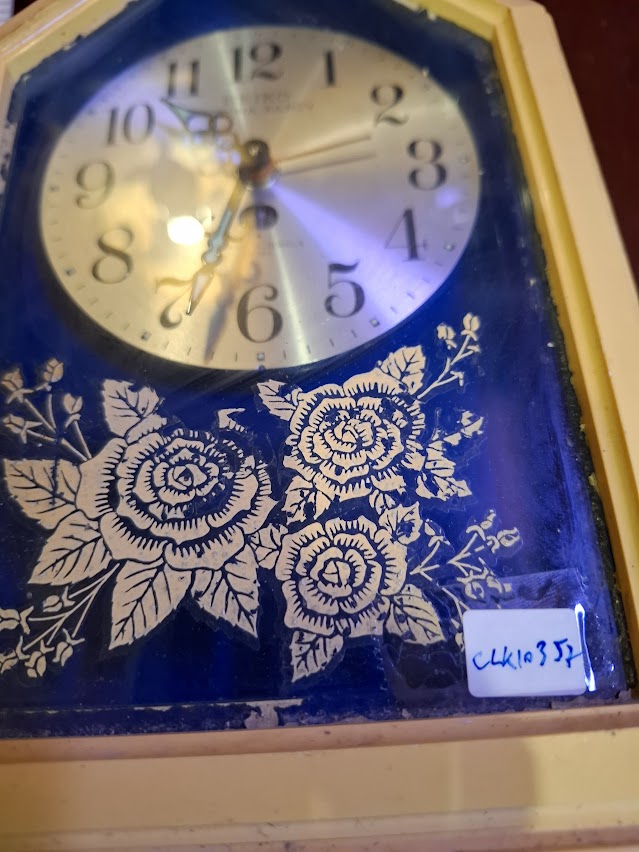 Vintage mechanical clock [CLK10357]