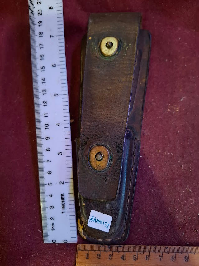 Vintage Gun Cartridge Pouch and Pocket Knife [ARM10152]