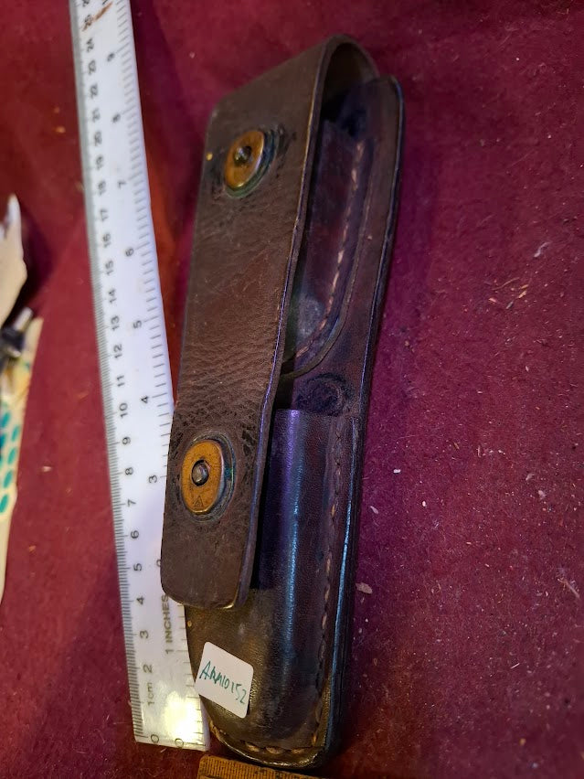 Vintage Gun Cartridge Pouch and Pocket Knife [ARM10152]