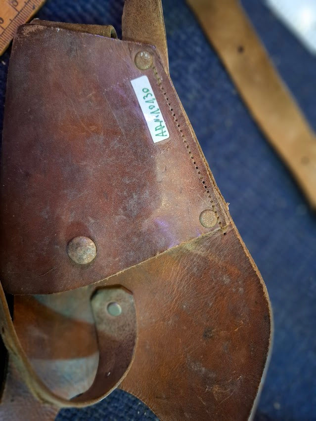 Vintage Gun holster with shoulder strap [ARM10130]