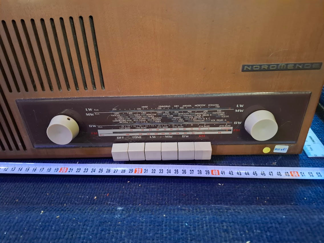 Antique wooden tubes radio - Nordmende [INS10685] *for Israel local market only*