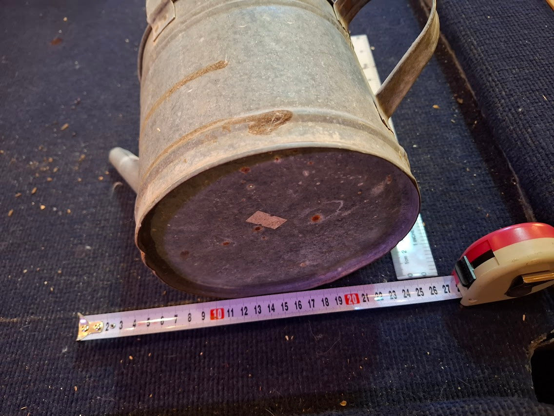 Vintage Tin Garden Funnel [OTH10310]