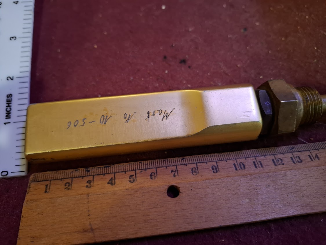 Vintage industrial thermometer [TOL10308]